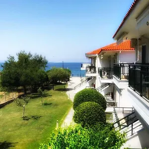 Aparthotel Miramare, Néos Marmarás
